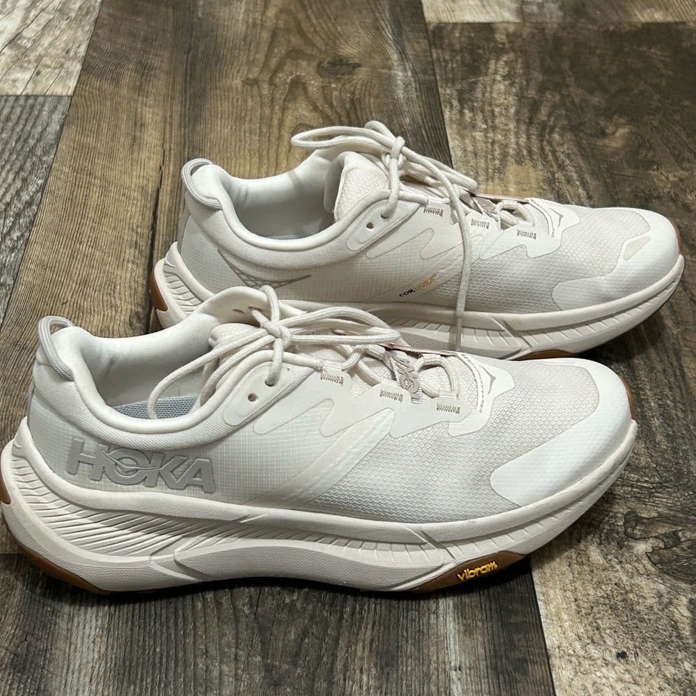 Hoka One One Women's Transport
1123154 EEGG Beige Running
Sneakers Size 9